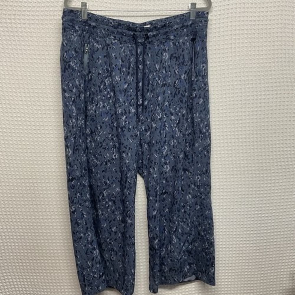 NWOT Athleta Avenue Allure Navy Wide Leg Hiking Sporty Crop Pants Women 16 China
